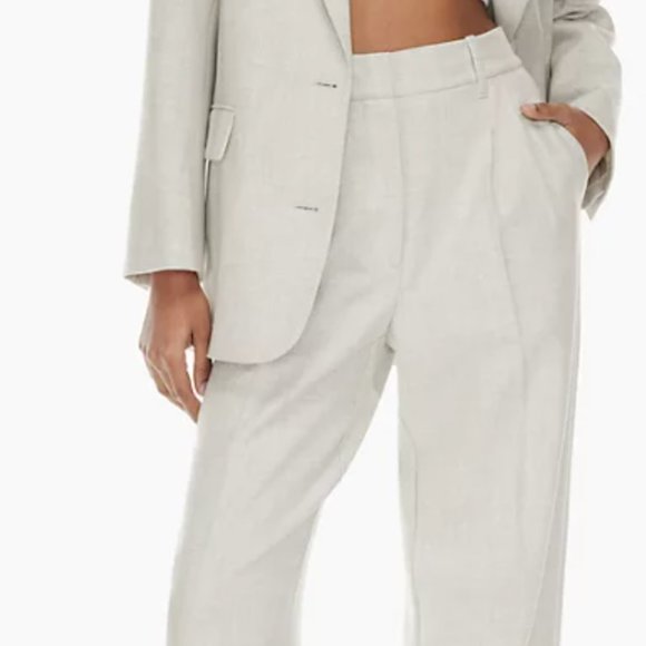 Aritzia Effortless Pant - Picture 1 of 4